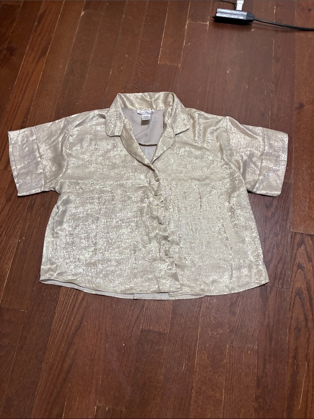 Linea Donatella Metallic Gold Short-Sleeve Button-Up Top